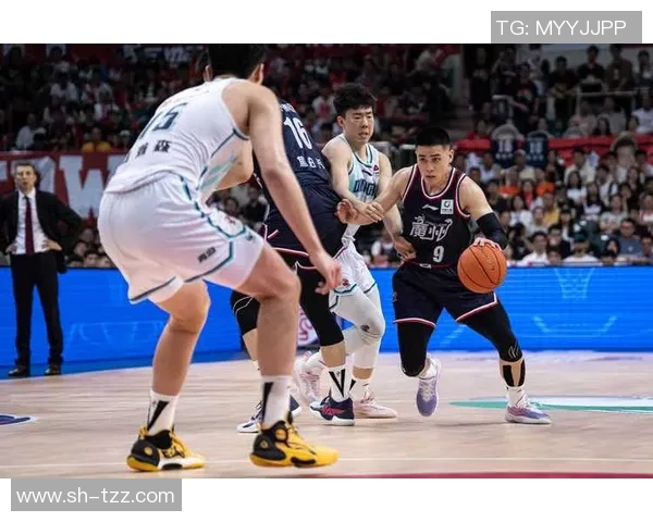 广州篮球队防守战术深度解析与实战应用探讨